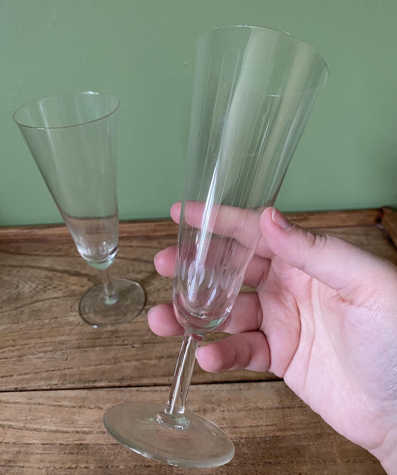 Paid of Etched Champagne Flutes