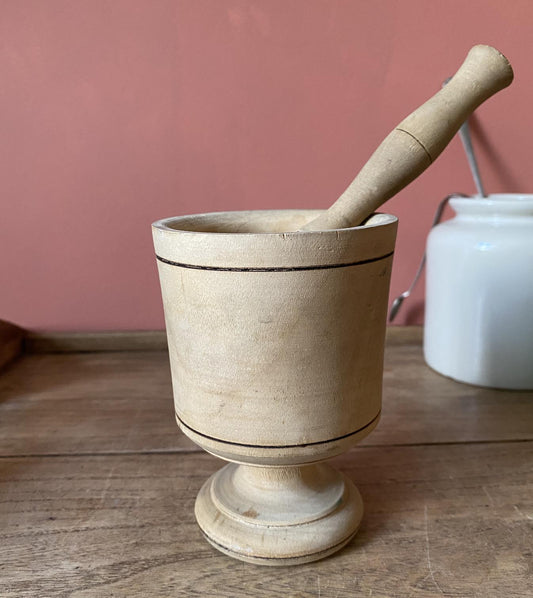 Small Light Wood Mortar & Pestle