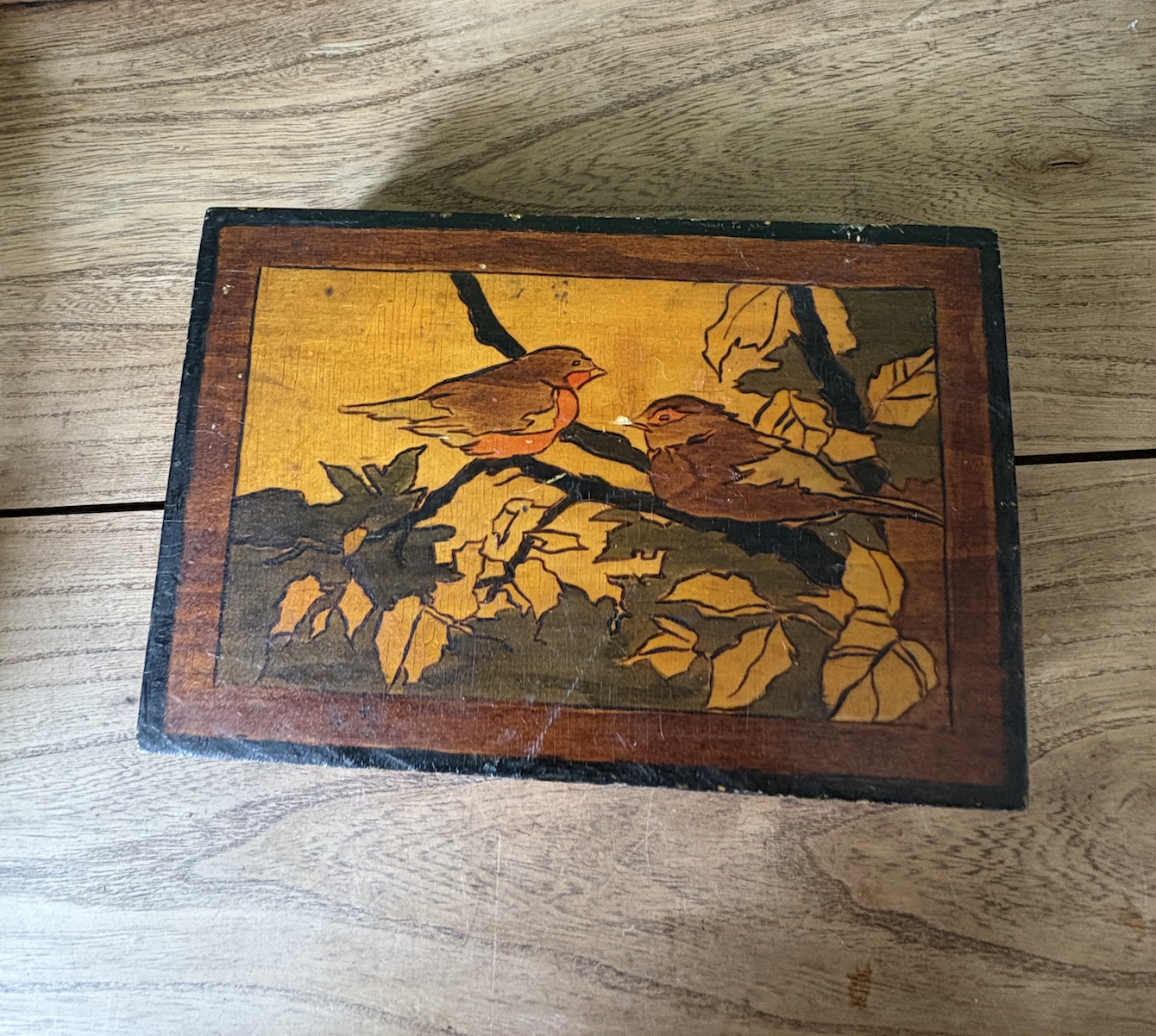 Decorative Wooden Storage Box Featuring Robins