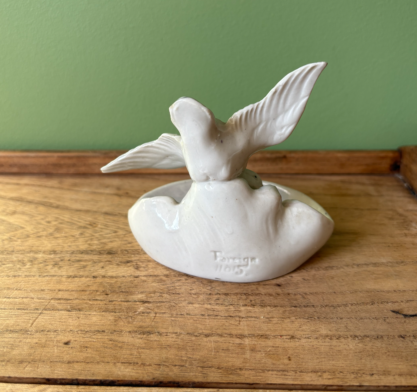 Lustre Seagull Trinket Dish