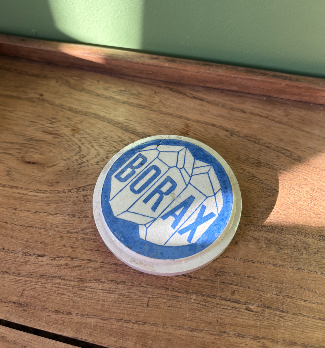 Victorian Borax Blue Graphic Pot Lid