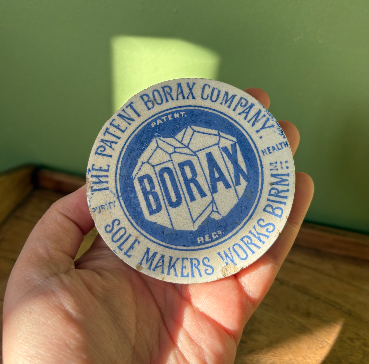 Victorian Borax Blue Graphic Pot Lid