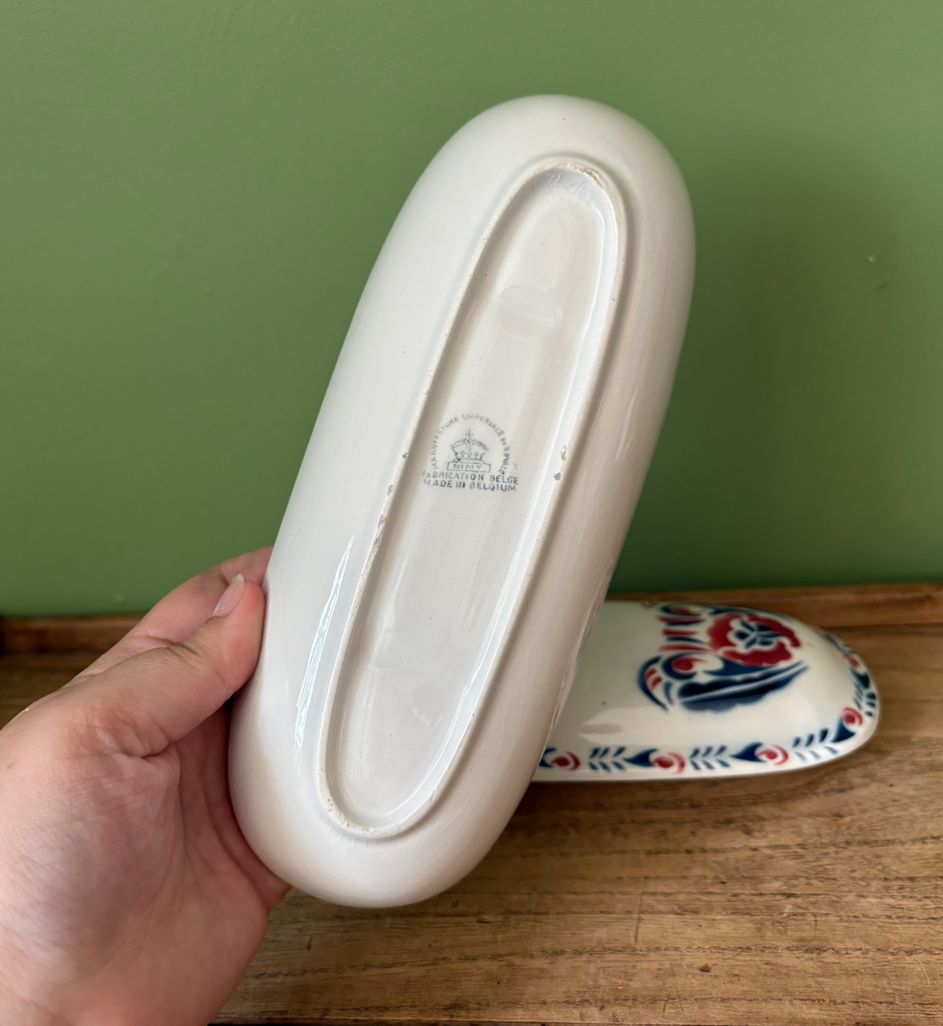 Nimy Belgian Bathroom Storage | Razor Box | Soap Dish
