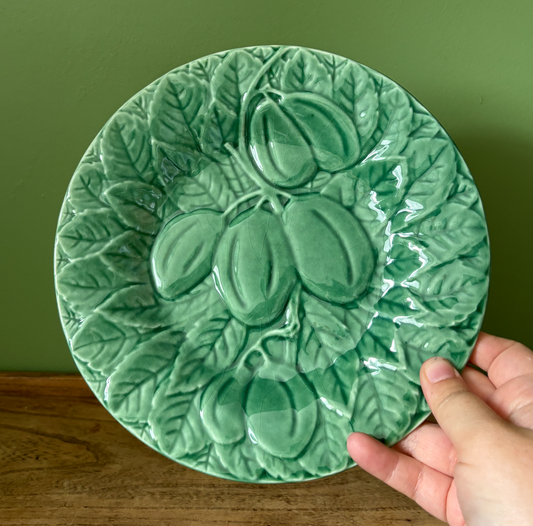 Bordallo Pinheiro Majolica Green Plum Side Plate