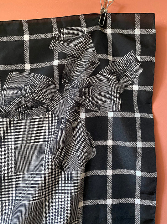 Vintage Amari Italian Monochrome Bow Square Scarf
