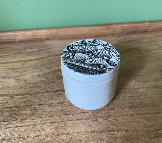 Portmerion Welsh Mens Dresser Pot