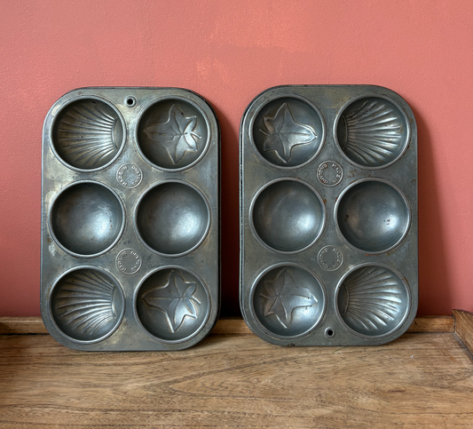 Pair of 6 Space Cake Trays