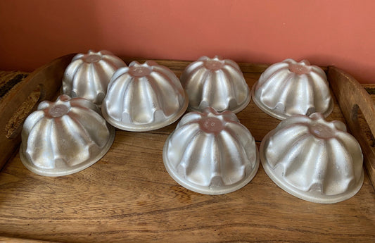 Vintage Round Aluminium Decorative Dessert Moulds