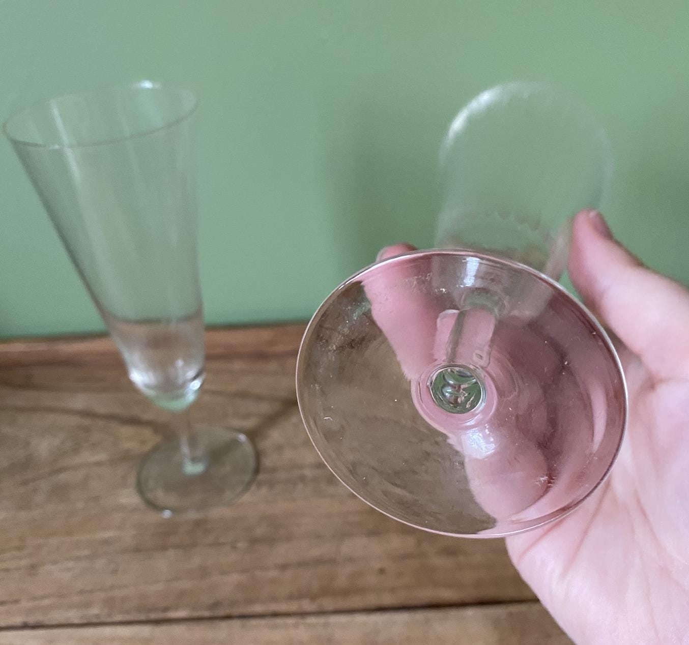 Paid of Etched Champagne Flutes
