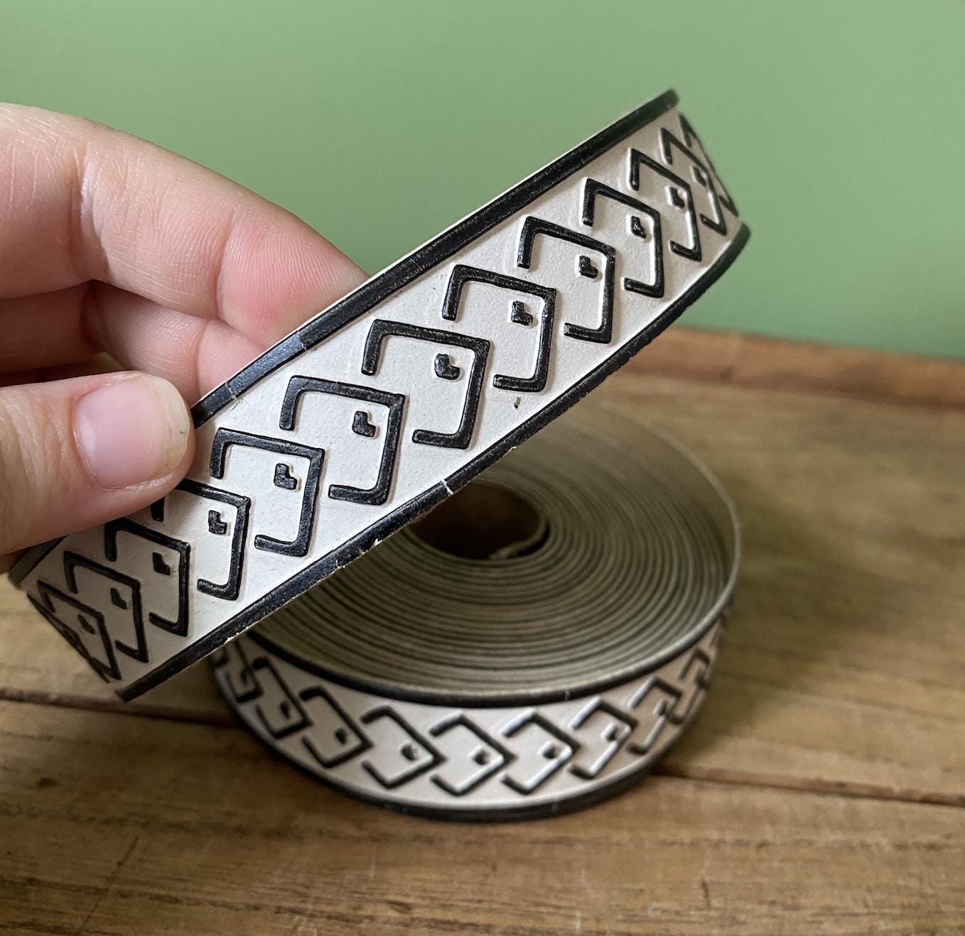 Monochrome Patterned Edging/Trim