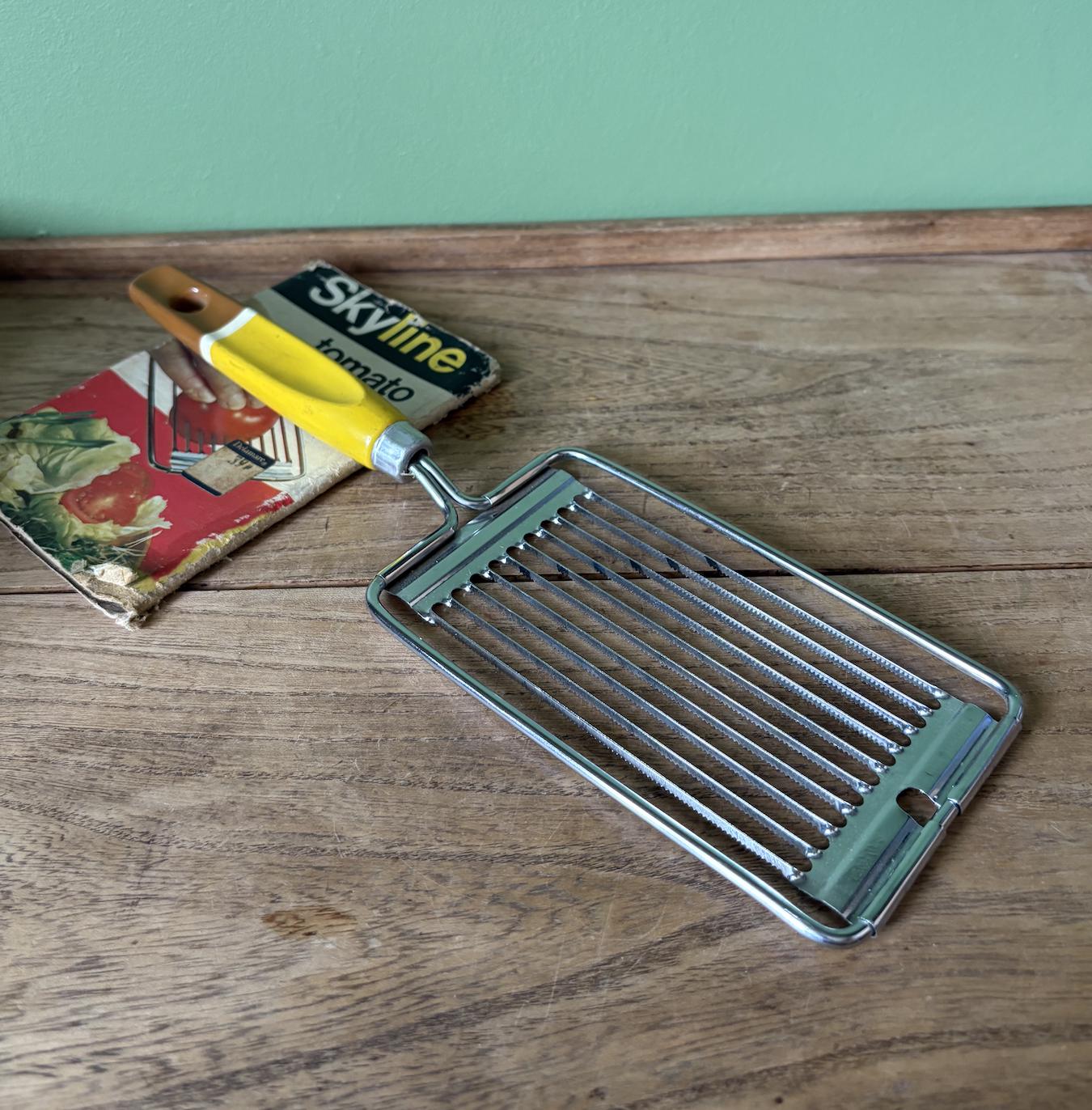 Vintage Skyline Tomato Slicing Tool