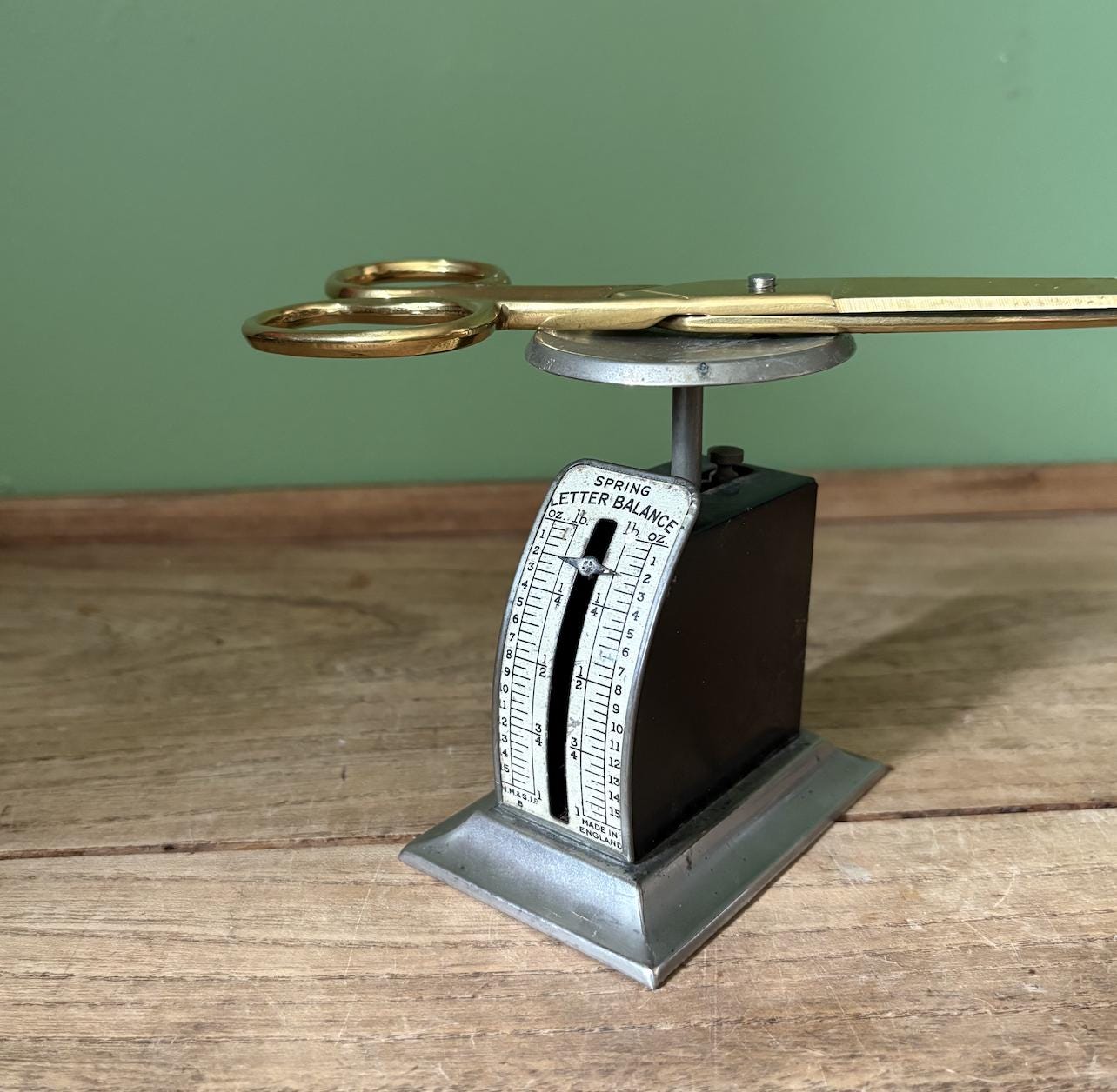 Spring Letter Balance | Scale