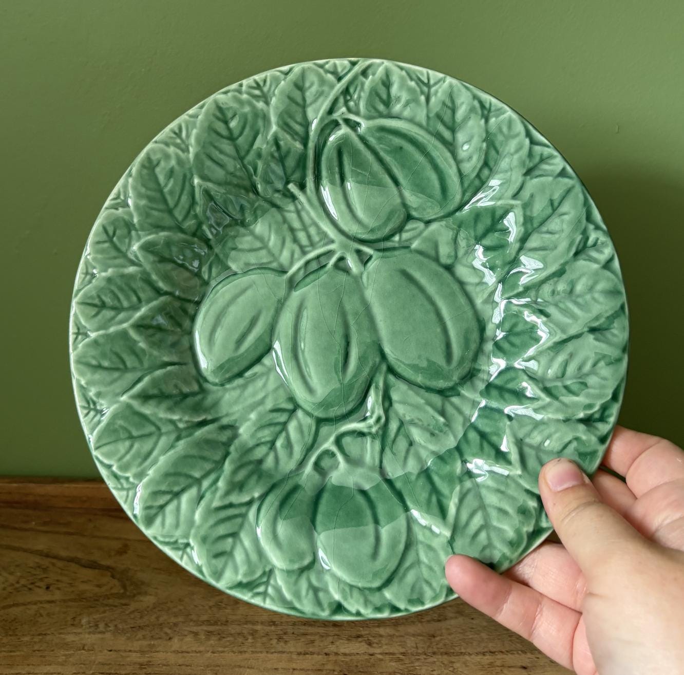 Bordallo Pinheiro Majolica Green Plum Side Plate