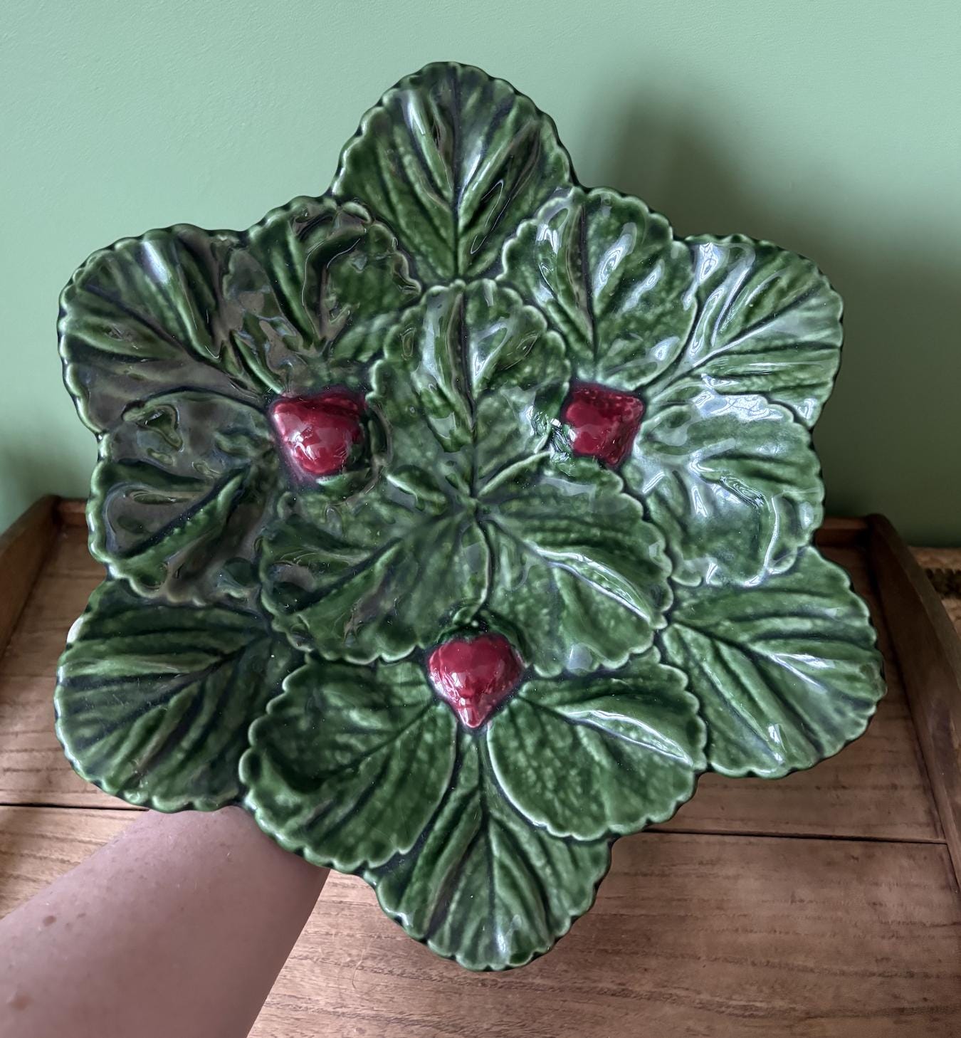 Olfaire Portuguese Majolica Strawberry Leaf Pedestal Bowl | Compote