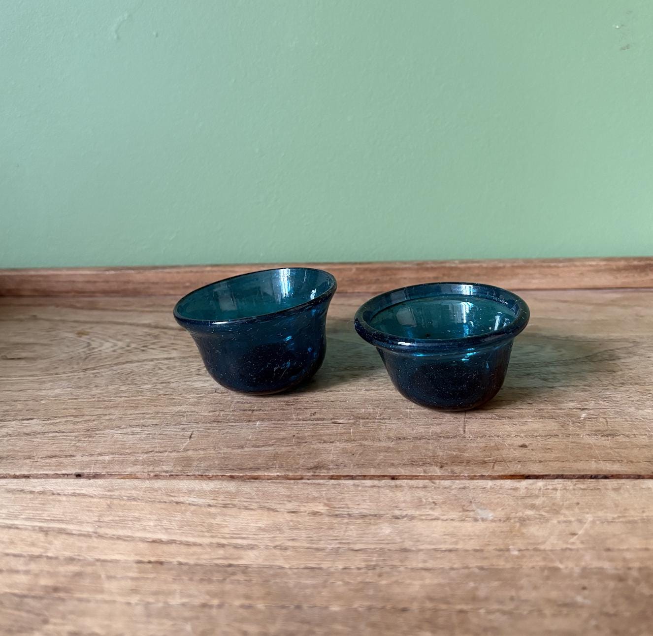 Teal Mouth-blown Glass Pinch Pots
