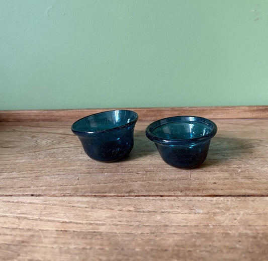 Teal Mouth-blown Glass Pinch Pots