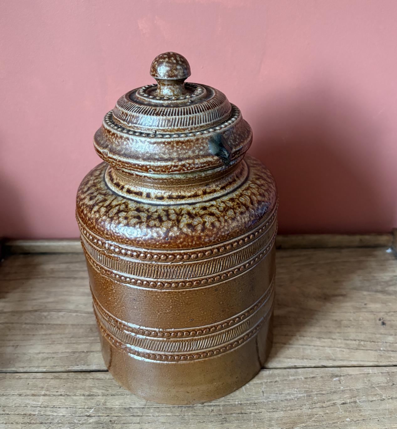 Ampos Filhos, Aveiro Brown Salt Glaze Lidded Container