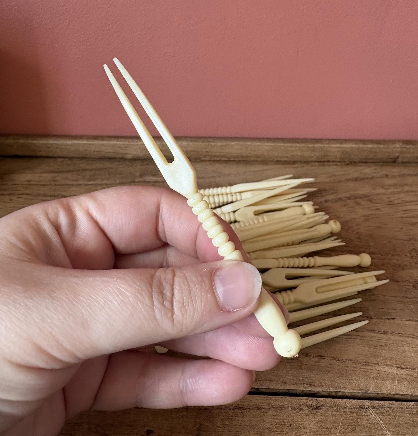 Ivory Coast Plastic Hors D'Oeuvre Picks