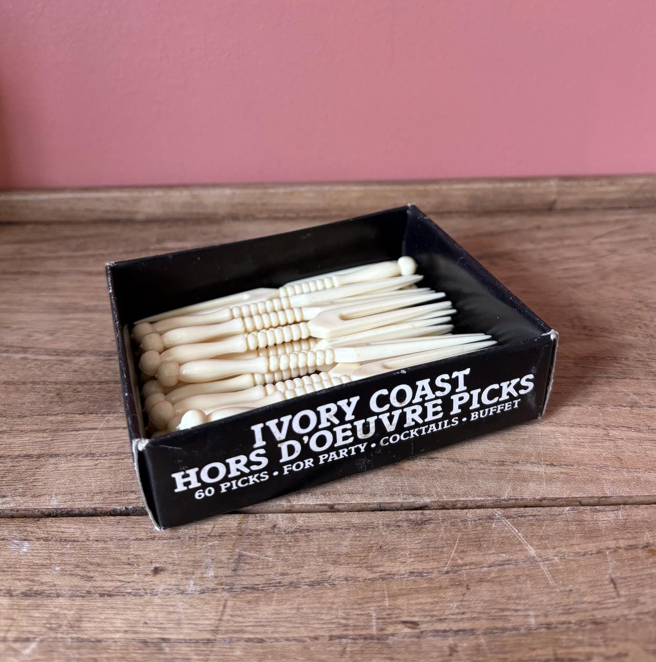 Ivory Coast Plastic Hors D'Oeuvre Picks