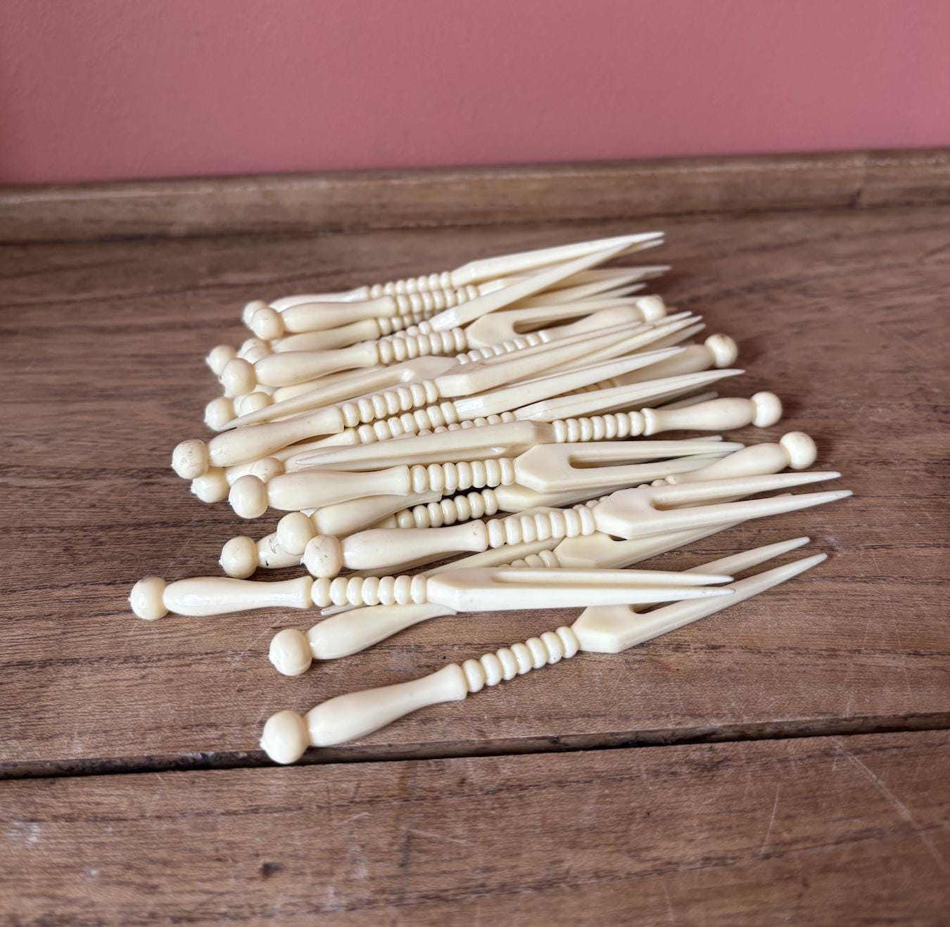 Ivory Coast Plastic Hors D'Oeuvre Picks