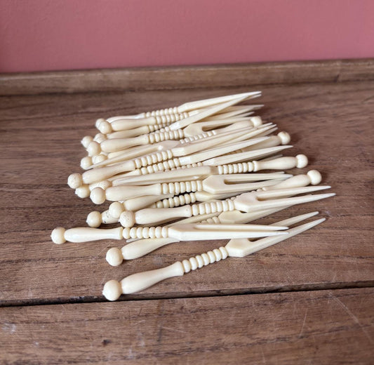 Ivory Coast Plastic Hors D'Oeuvre Picks