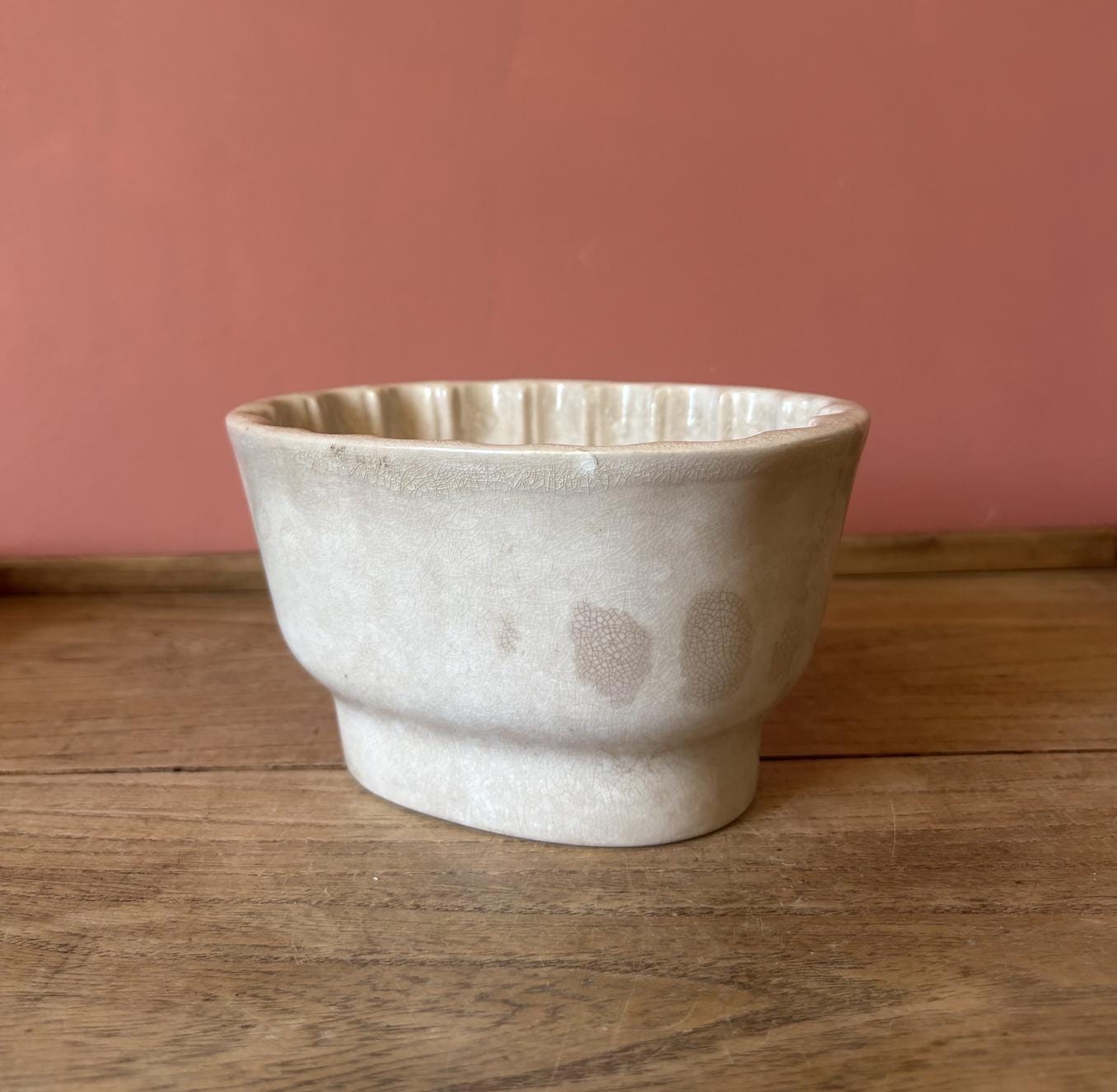 Antique Rose Topped Oval Jelly Mould