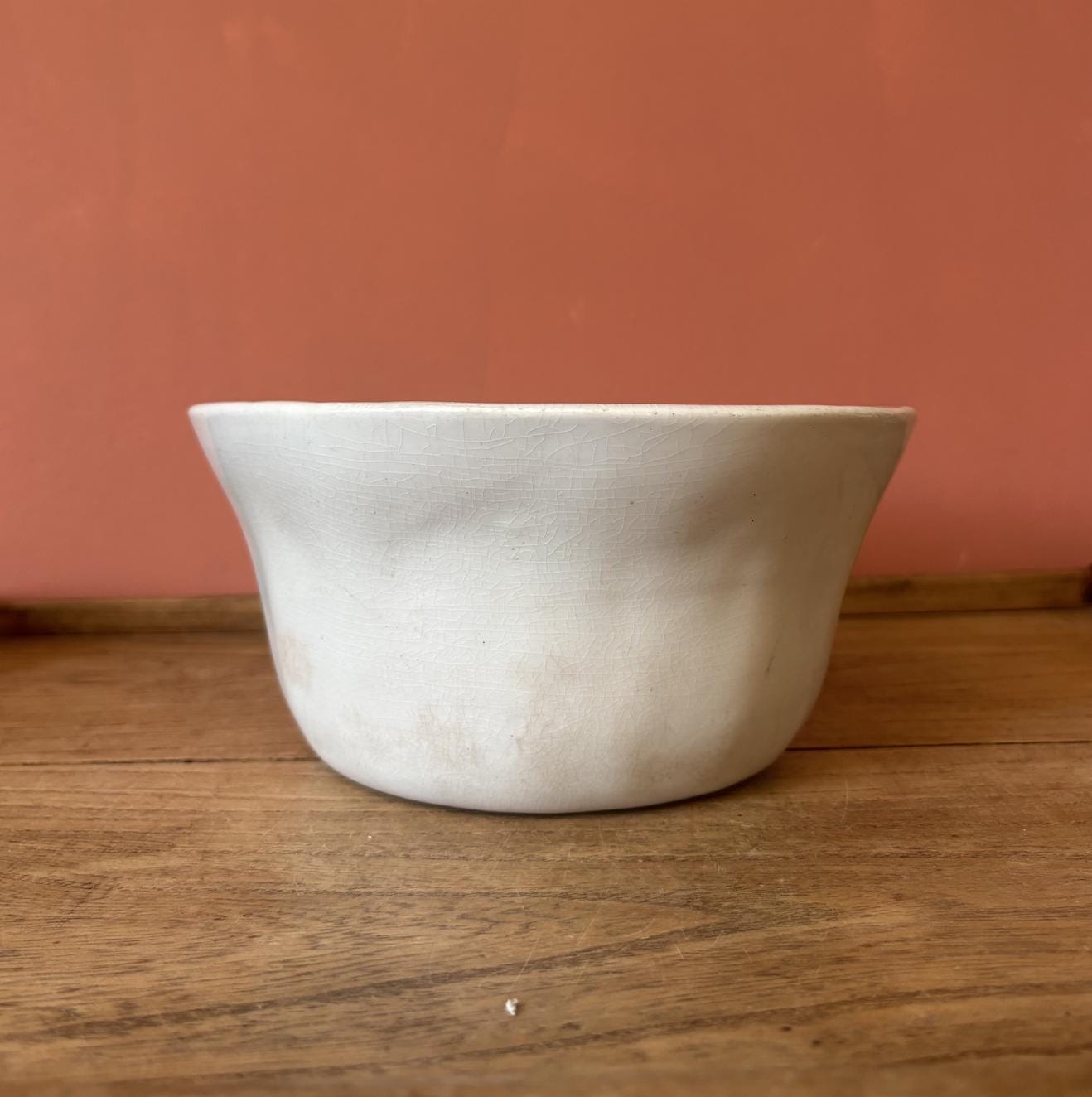 Medium Sized White Ceramic Decorative Mould