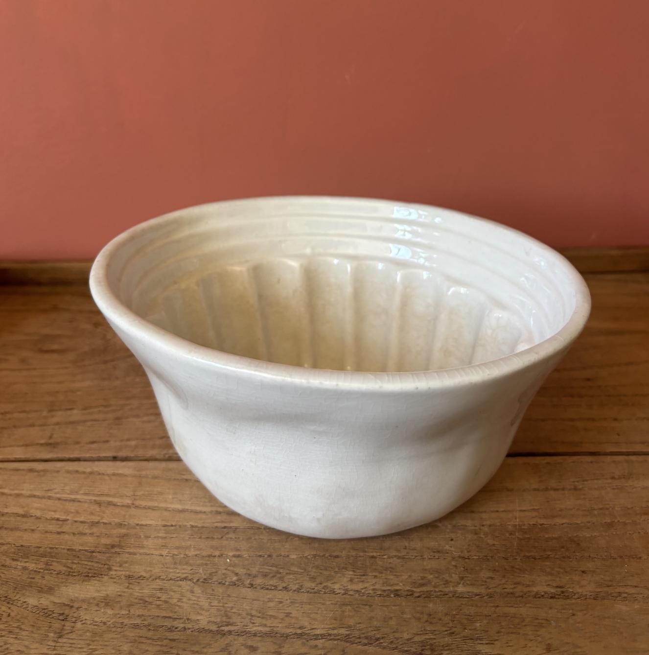 Medium Sized White Ceramic Decorative Mould