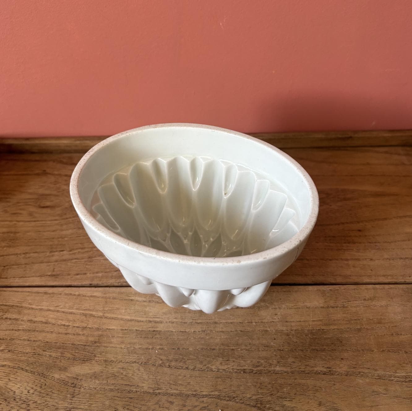 Art Deco White Ceramic Jelly Mould