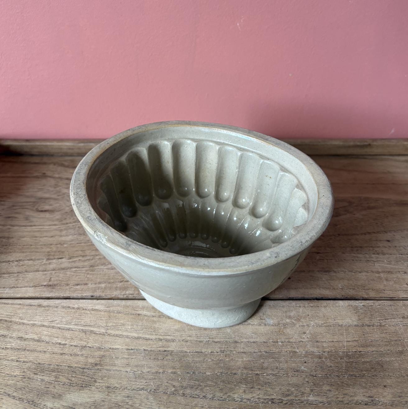 Victorian Biscuit Glaze Decorative Stoneware Jelly Mould