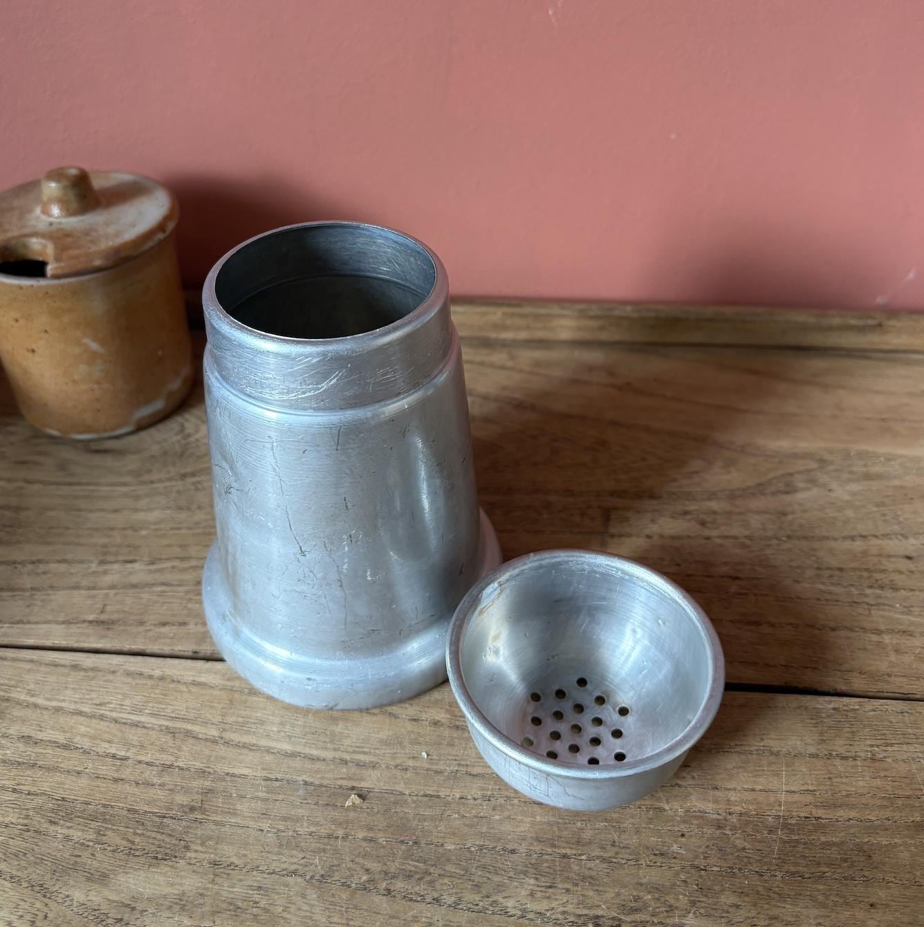 Aluminium Sugar/Flour Shaker