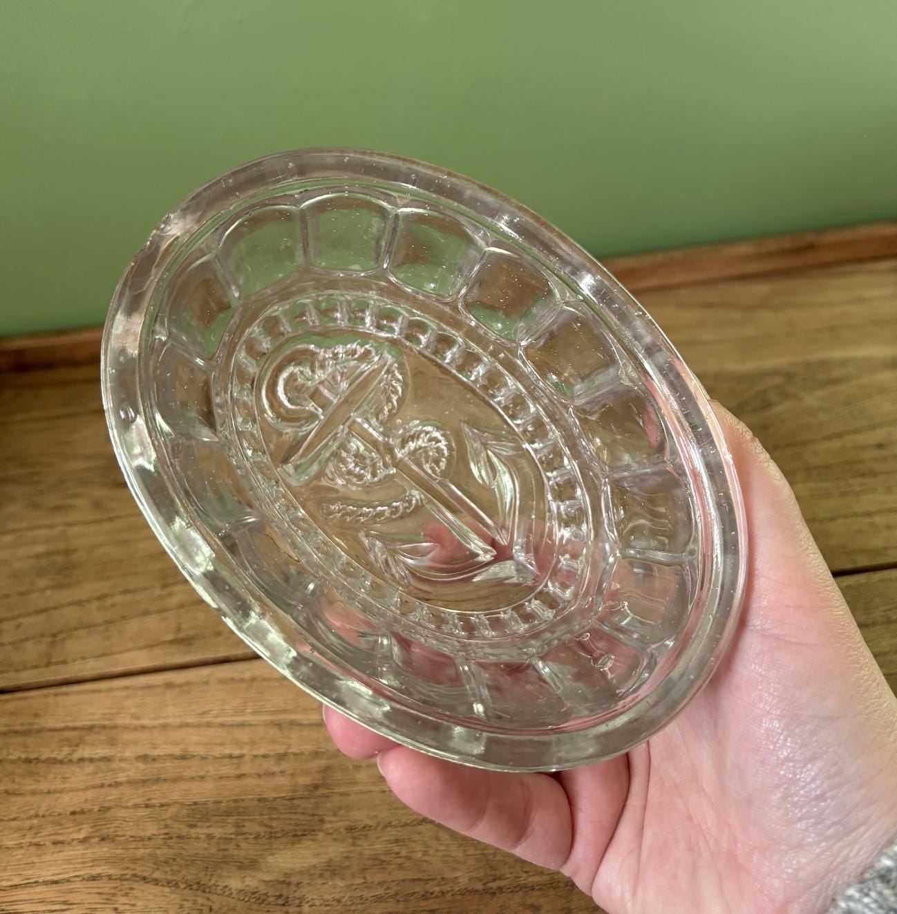 Glass Jelly Mould - Anchor Detail