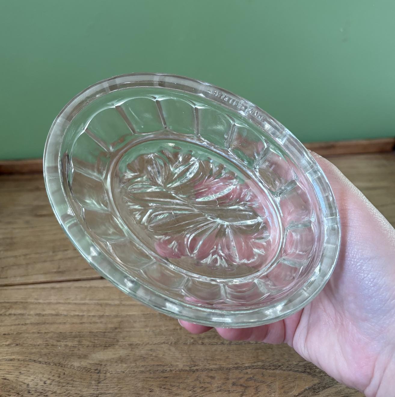 Small Oval Shaped Glass Decorative Jelly Mould