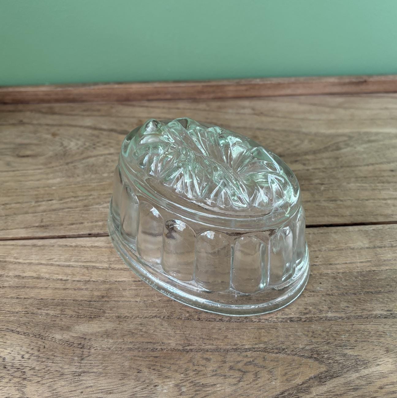 Small Oval Shaped Glass Decorative Jelly Mould