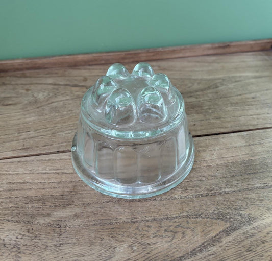 Small Round Glass Jelly Mould