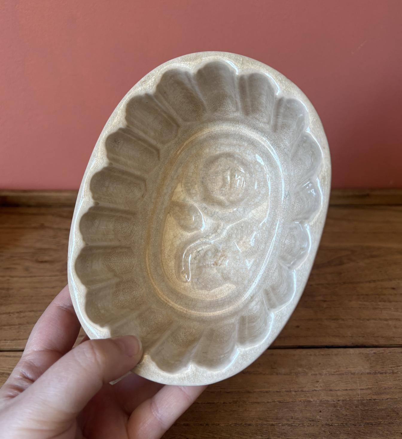 Antique Rose Topped Oval Jelly Mould