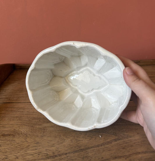 Classic Victorian White Stoneware Mould