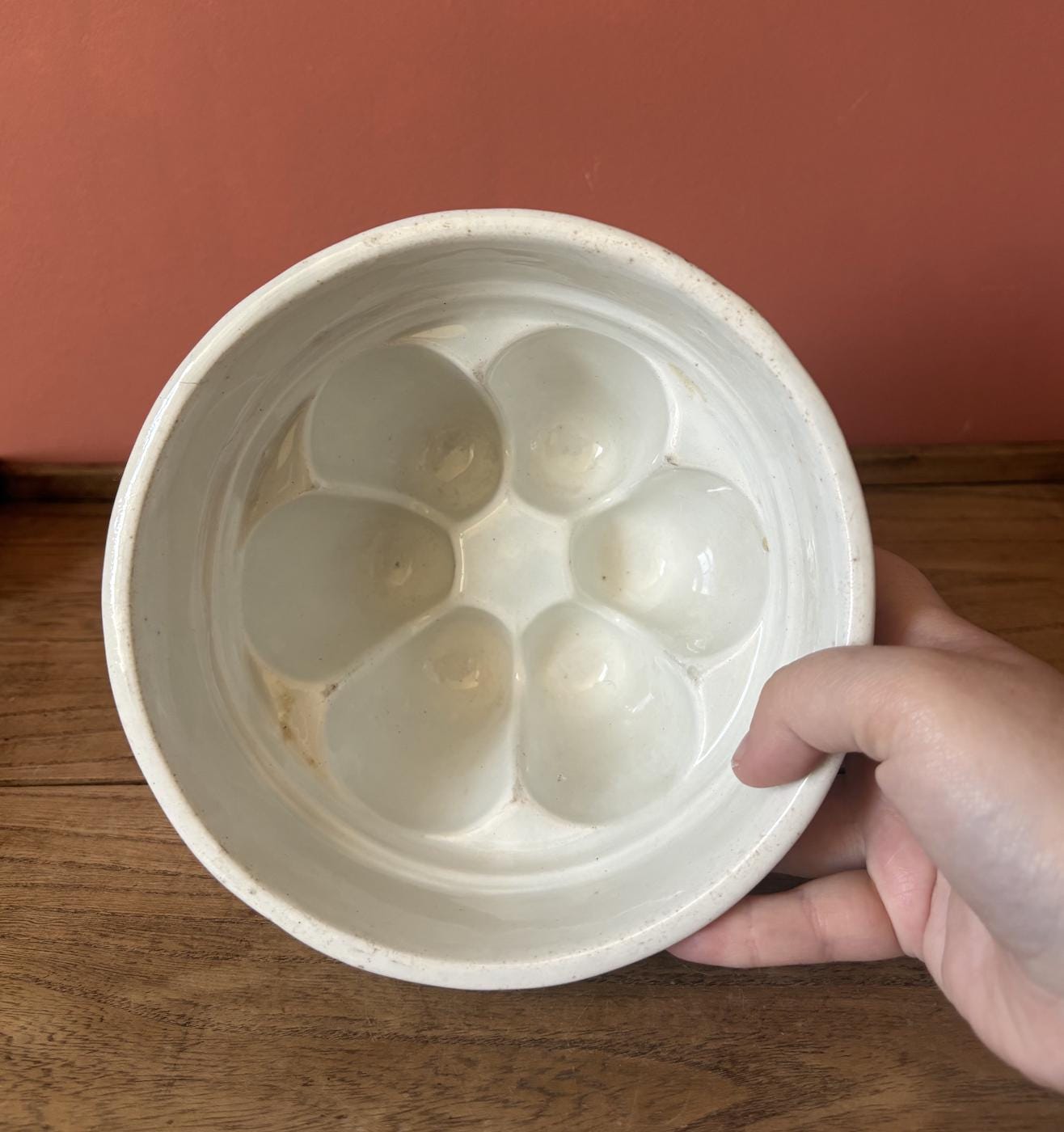 Large Round White Stoneware Jelly Mould