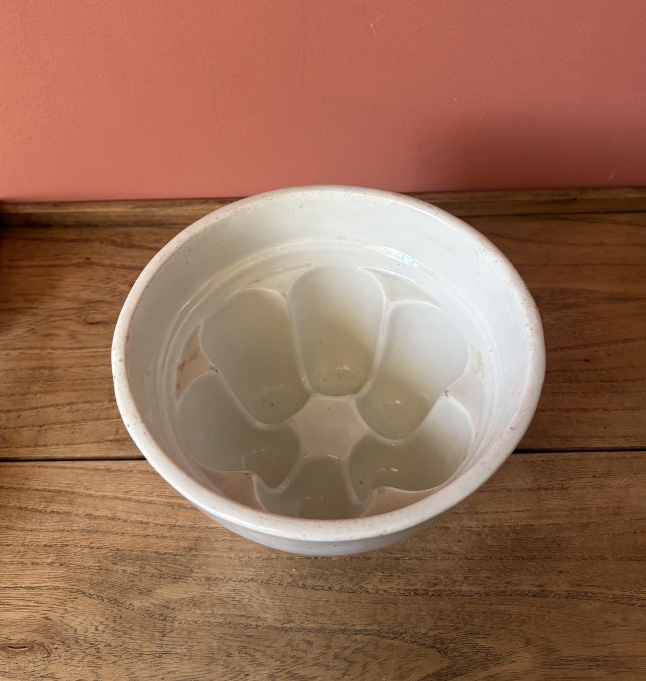 Large Round White Stoneware Jelly Mould