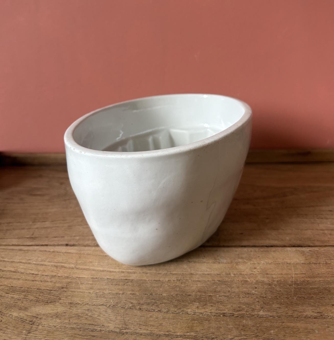 Medium White Oval Decorative Jelly Mould