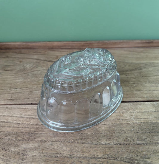 Glass Jelly Mould - Anchor Detail