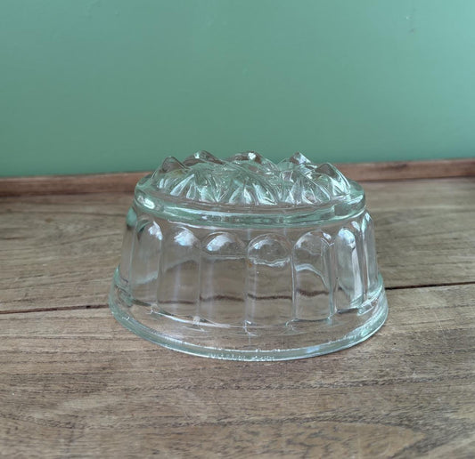 Small Oval Shaped Glass Decorative Jelly Mould
